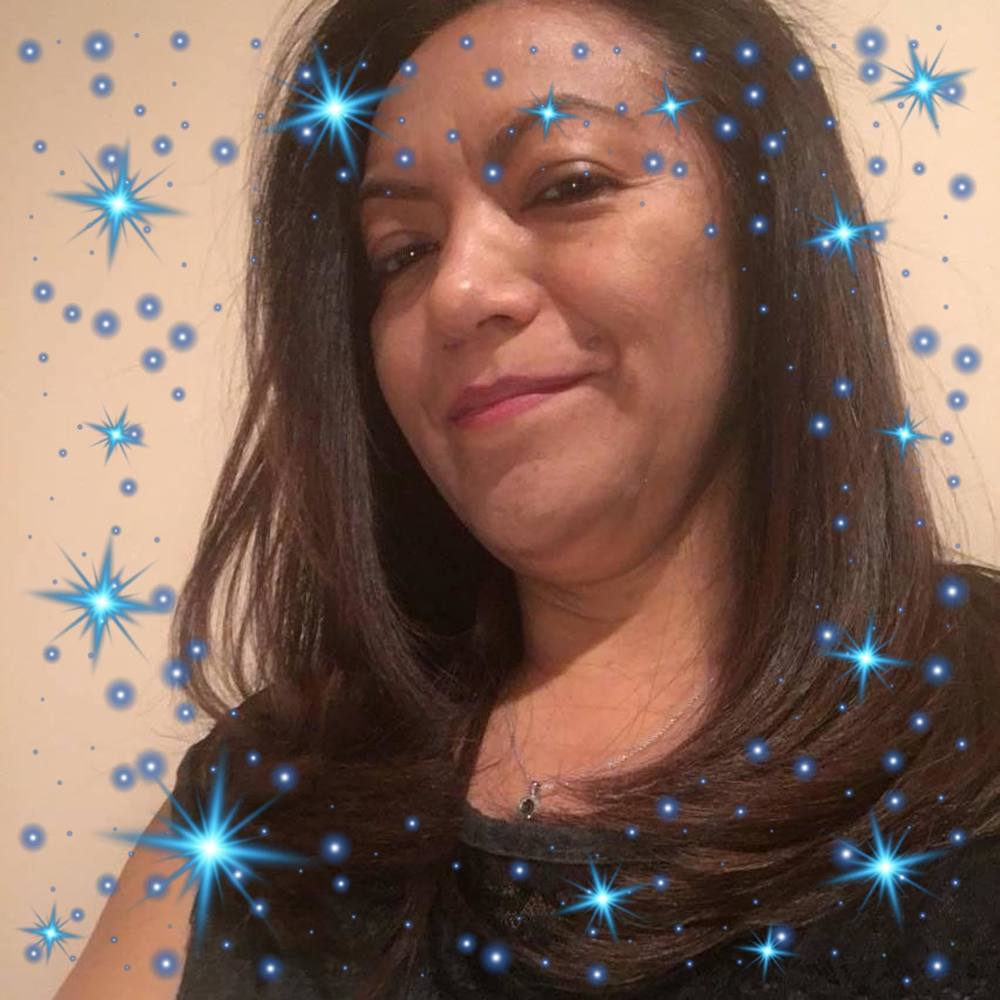 Meet your Posher, Imelda